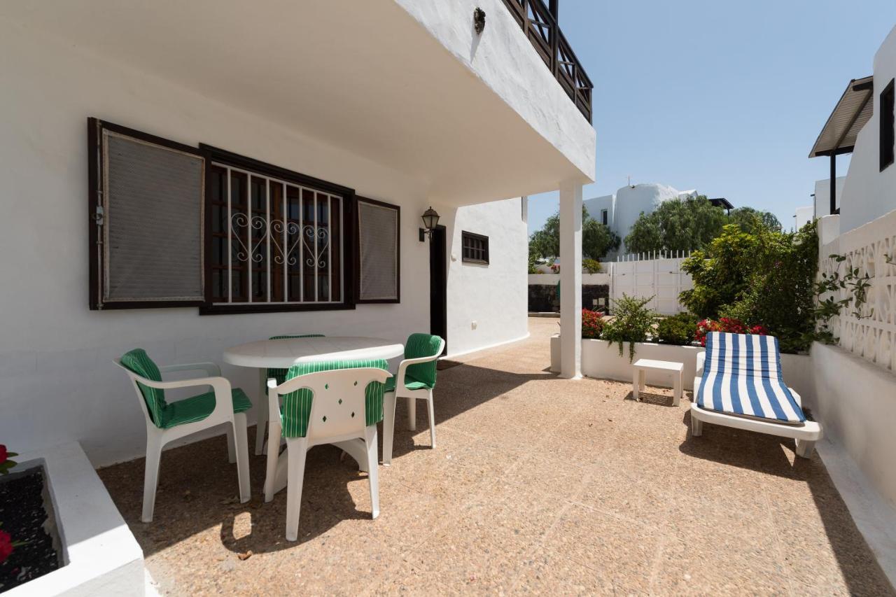 2Br Beach House - Solarium & Shower Terrace - 13 Puerto del Carmen  Dış mekan fotoğraf
