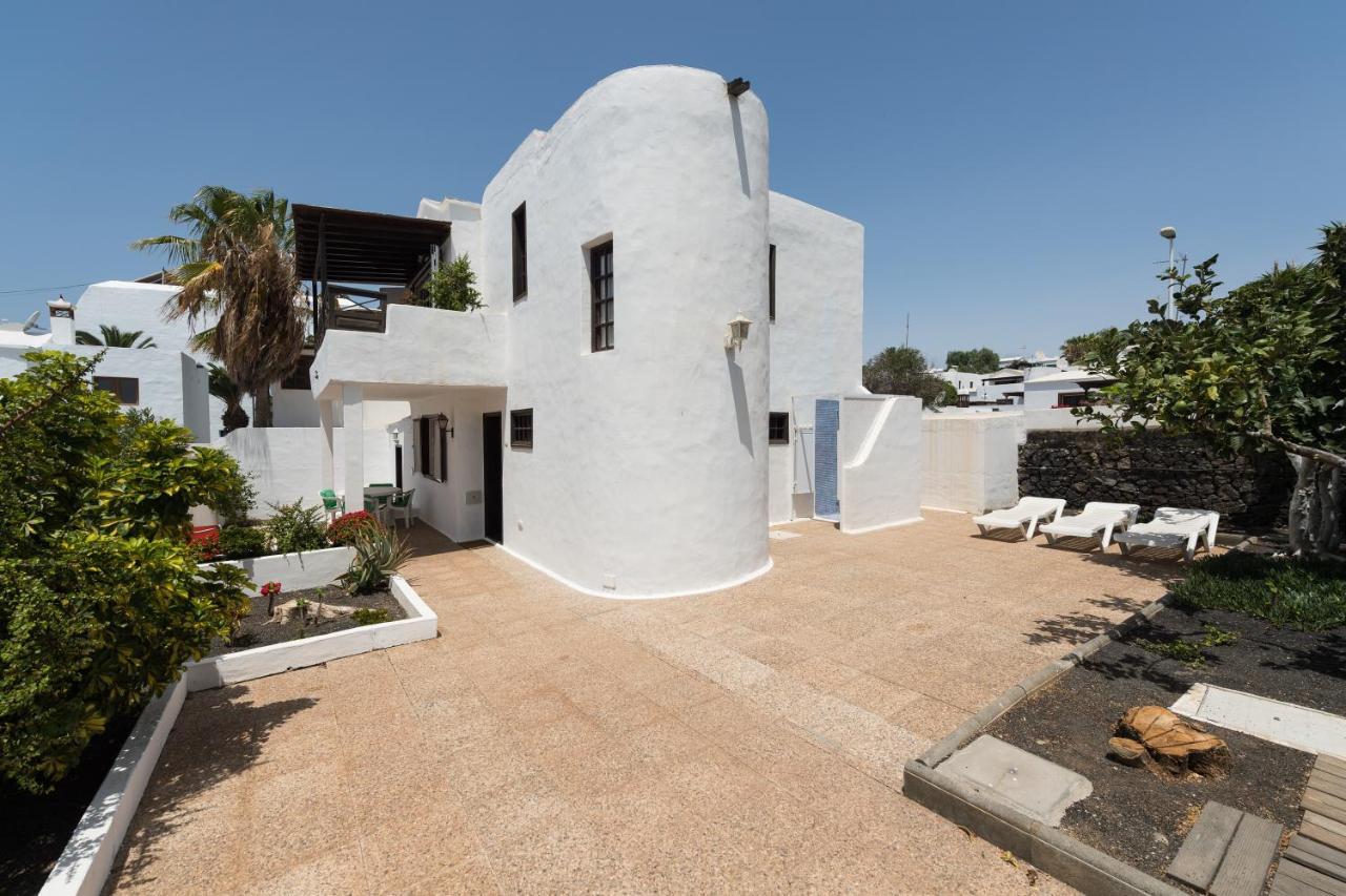 2Br Beach House - Solarium & Shower Terrace - 13 Puerto del Carmen  Dış mekan fotoğraf
