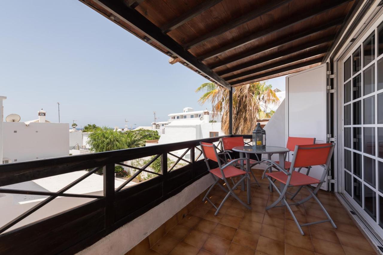2Br Beach House - Solarium & Shower Terrace - 13 Puerto del Carmen  Dış mekan fotoğraf